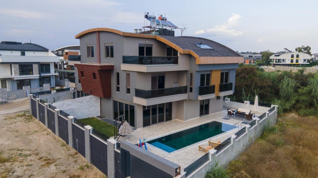 Luxury With Private Pool Close To Lara Beach